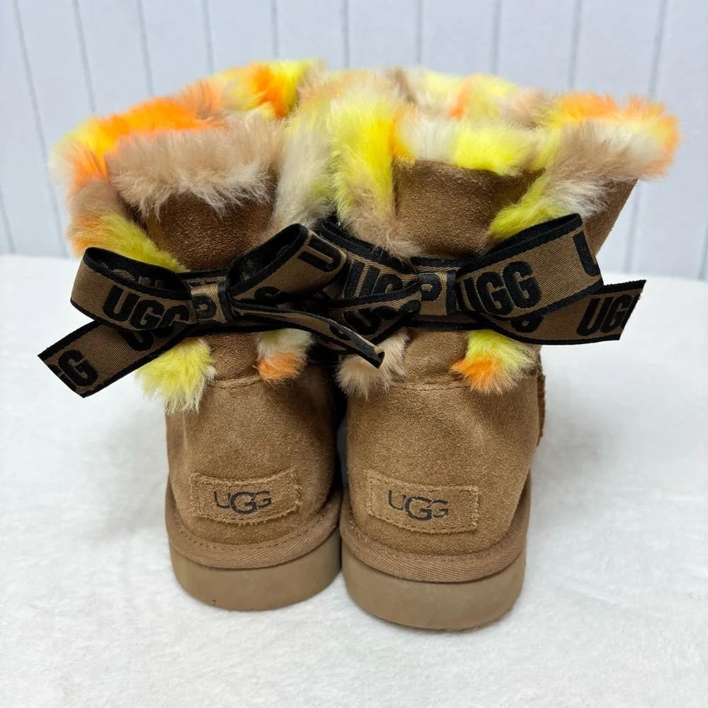 UGG CLASSIC MINI‎ BAILEY BOW PUNK PLAID CHESTNUT BOOTS Vibrant Fur Lining Size 9